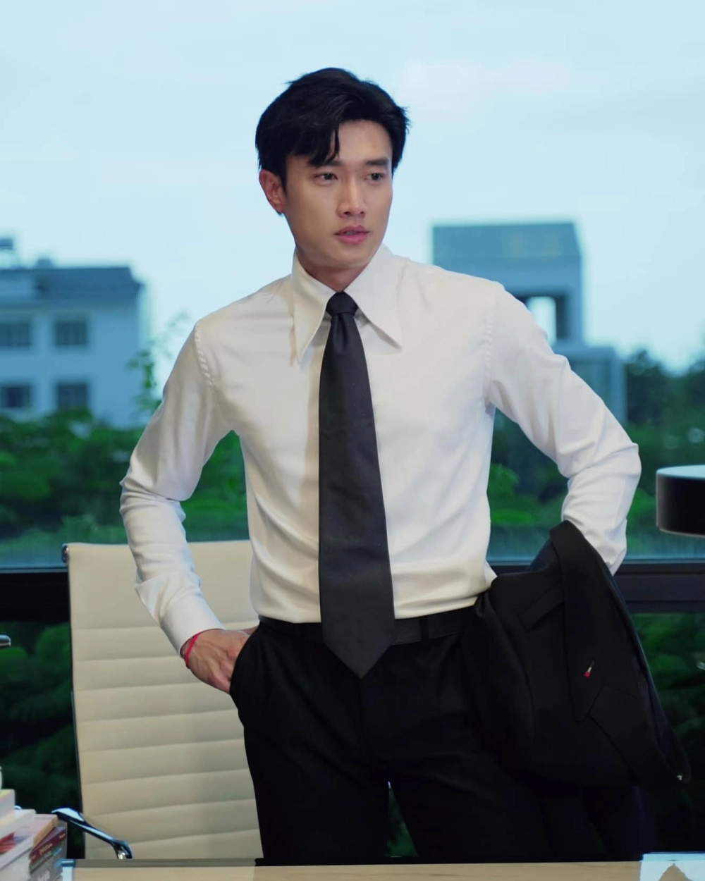 Diễn Viên Quốc Trường Mì Cay Sasin thương hiệu kinh doanh nổi tiếng của nam diễn viên