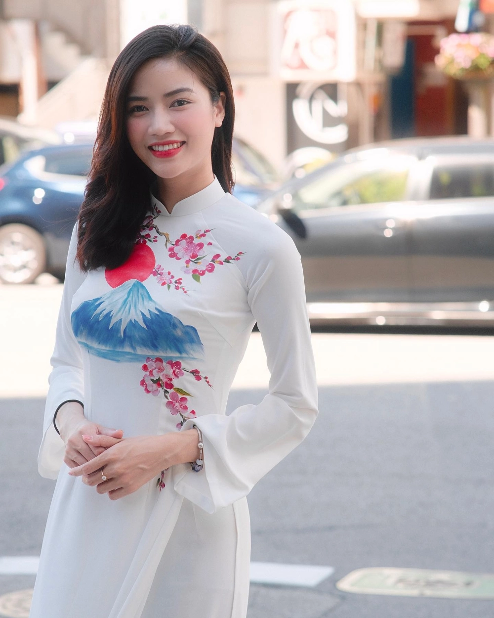 Diễn Viên Anh Đào Vui Lên Nào Anh Em Ơi khoảnh khắc vui vẻ của cô trên màn ảnh