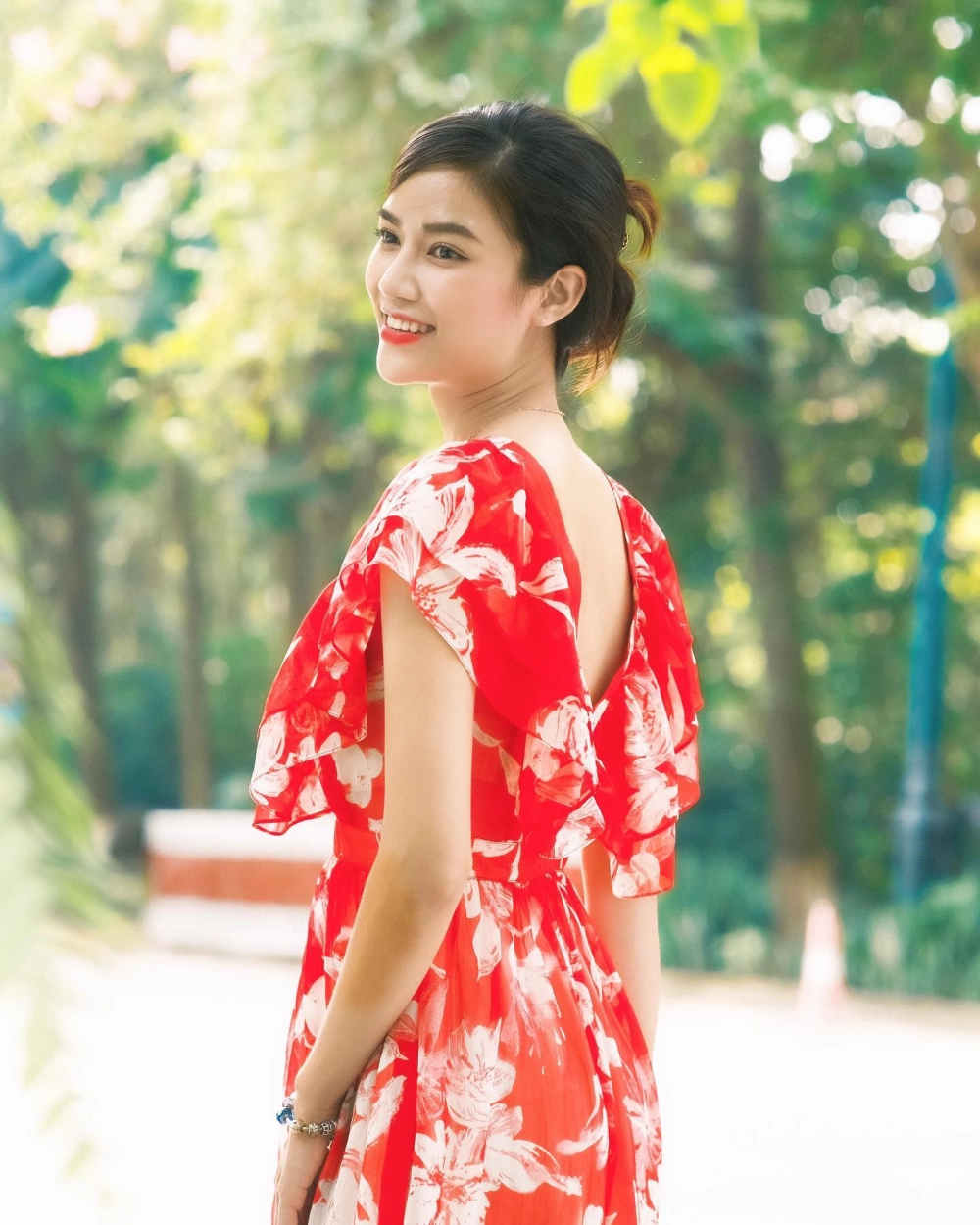 Diễn Viên Anh Đào Lối Về Miền Hoa vai diễn đầy cảm xúc trong bộ phim truyền hình nổi tiếng