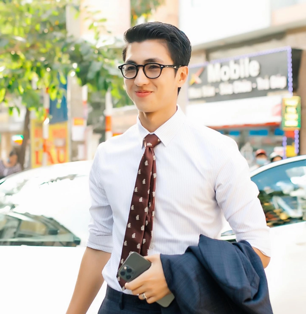 Bên trong căn hộ sang trọng của nhà diễn viên Bình An