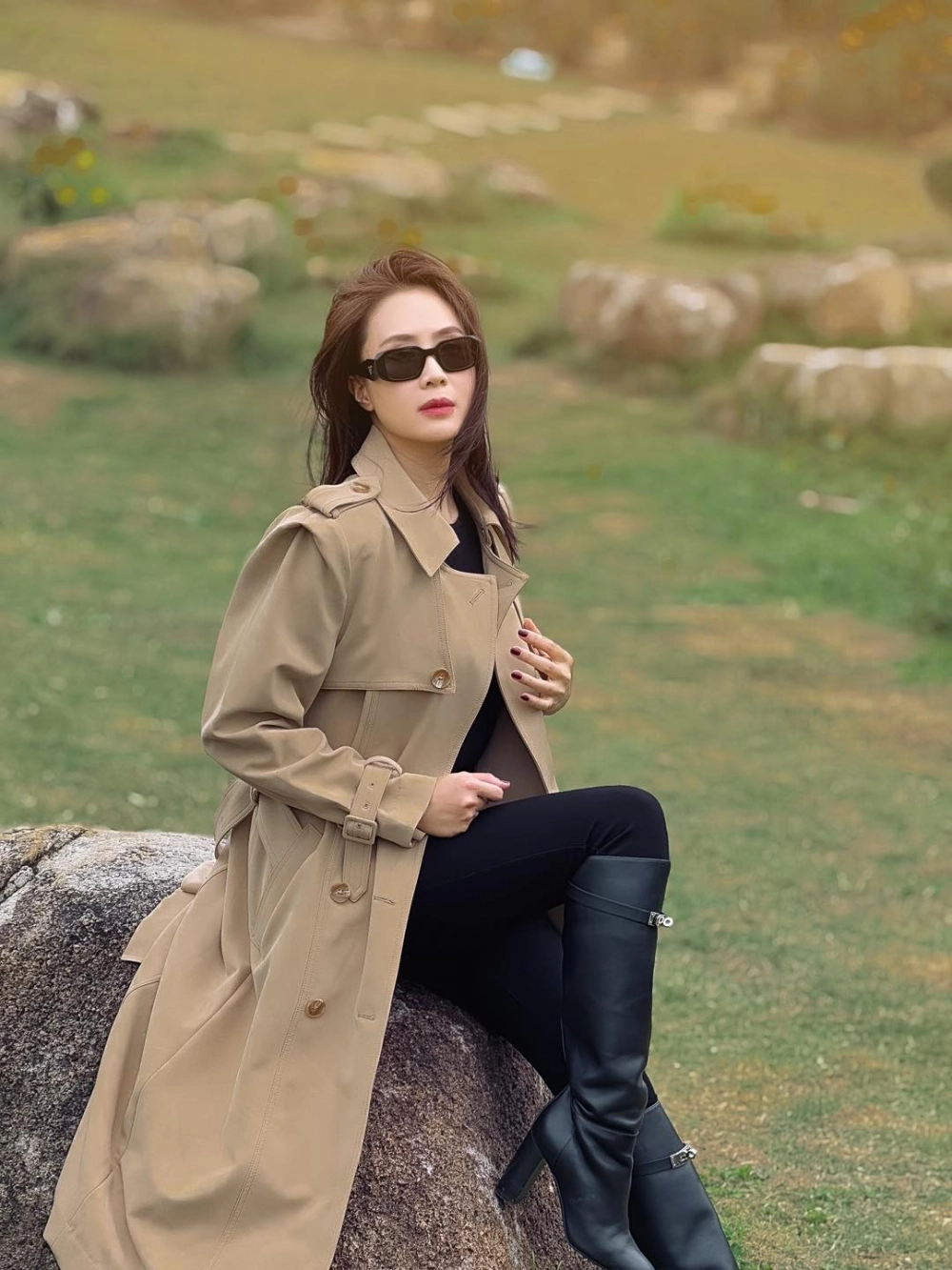 Ngoài Đời Hình Ảnh Chồng Diễn Viên Hồng Diễm thông tin về chồng cô luôn được giấu kín