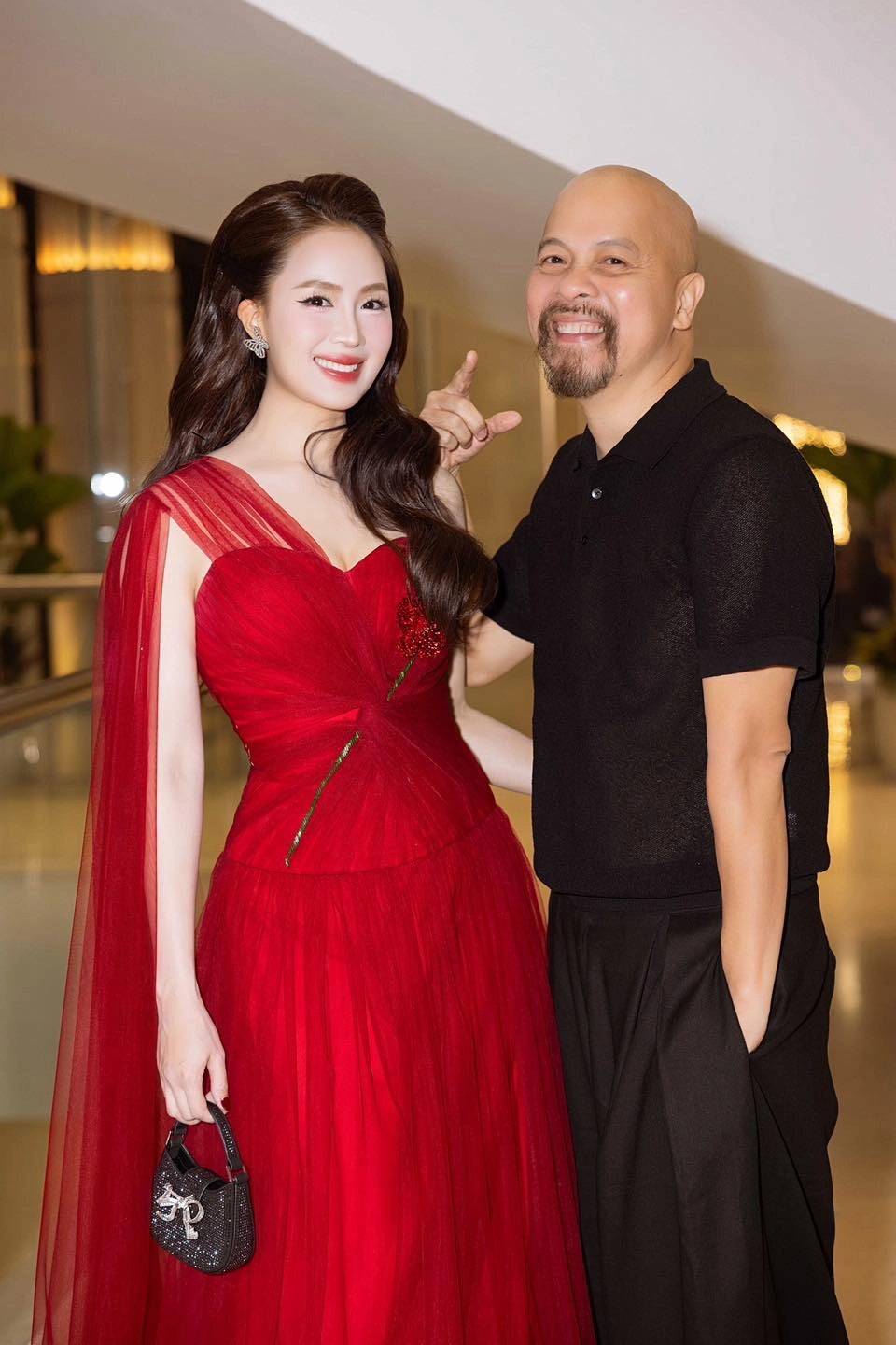 Diễn Viên Hồng Diễm Bao Nhiêu Tuổi cô sinh năm 1982 và vẫn trẻ trung rạng rỡ