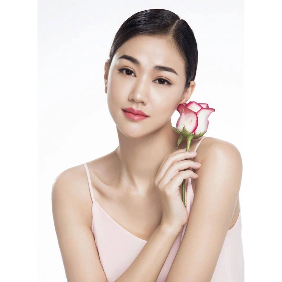 Sự nghiệp và cuộc sống của Maya diễn viên