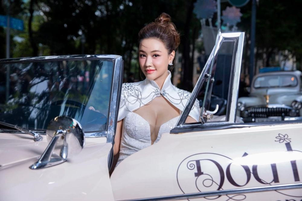 Sự nghiệp của diễn viên Mayank Arora