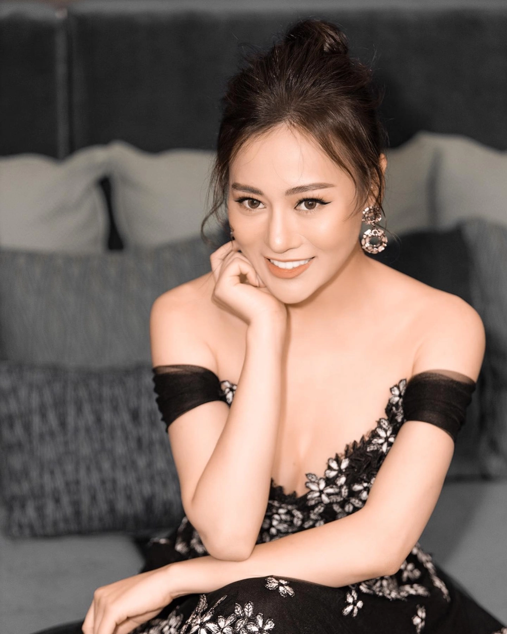 Hình ảnh quyến rũ của Phuong Oanh sexy làm fan xuýt xoa