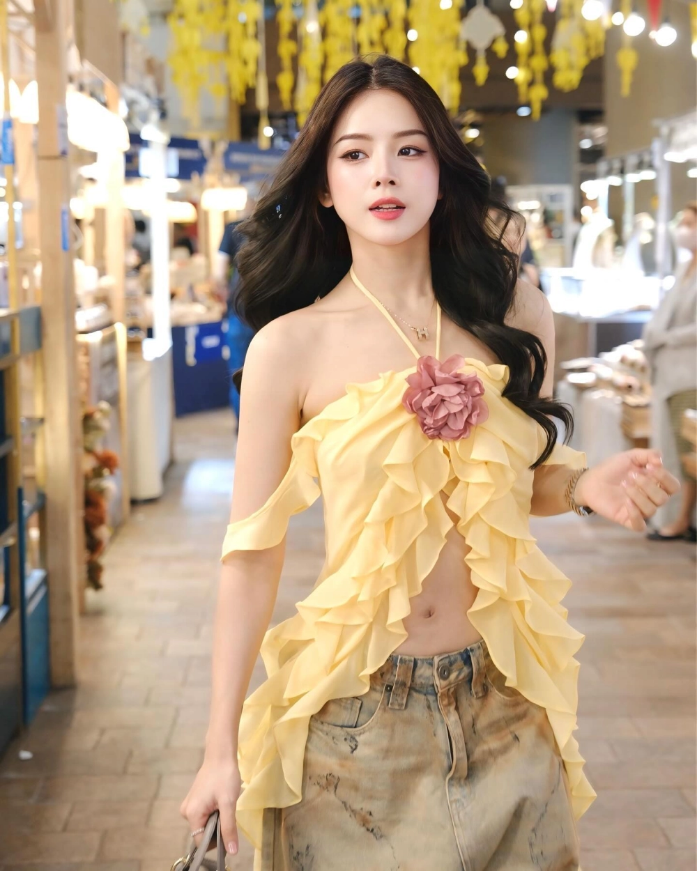 Thông tin chính xác về DJ Mie age khiến fan bất ngờ