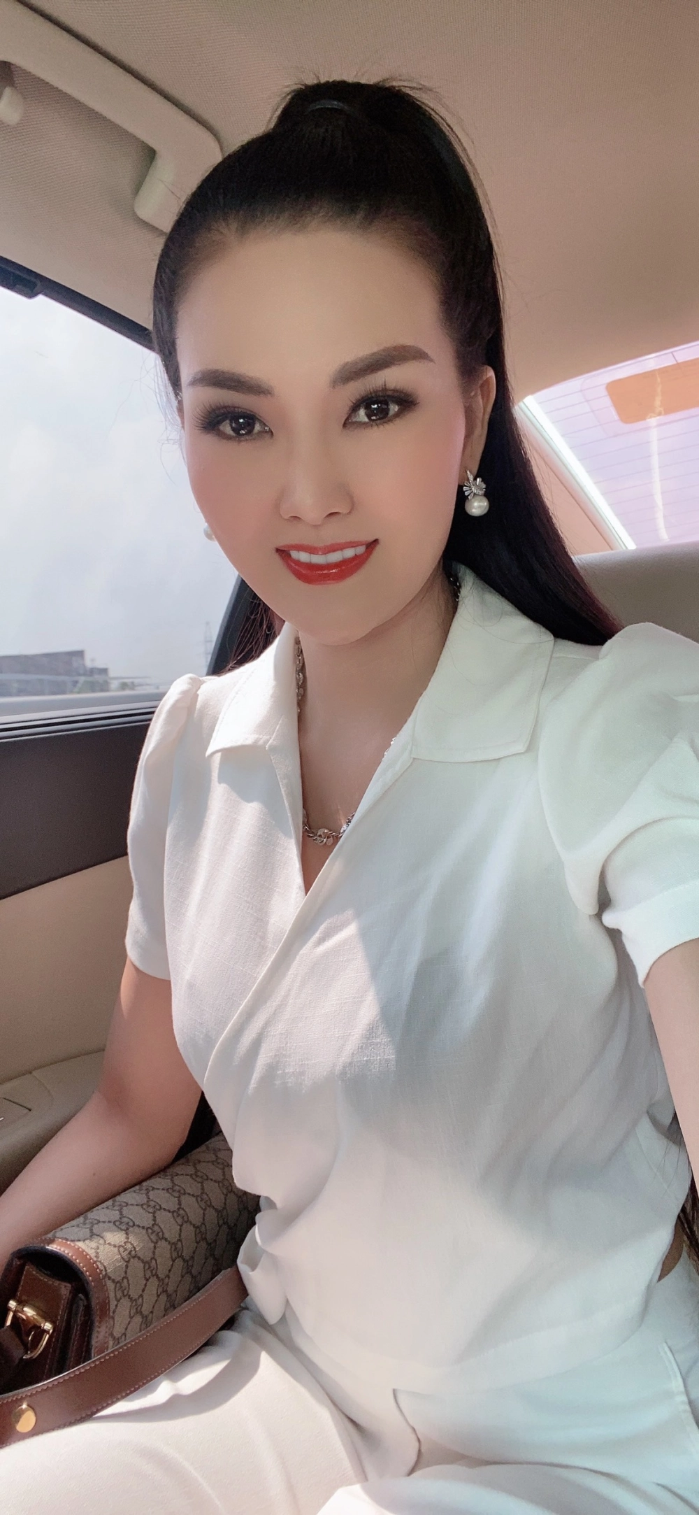 Ca khúc xúc động Đoạn Tuyệt Hoa Hậu Kim Thoa thể hiện