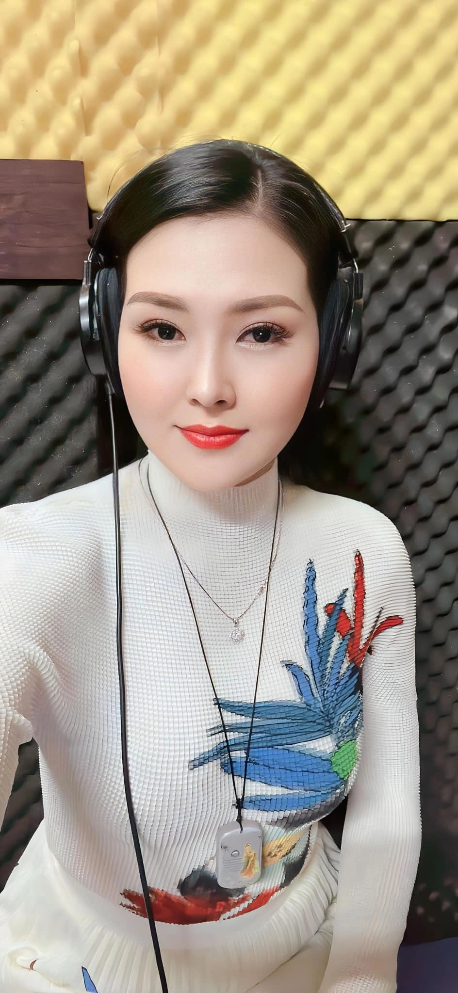 Những ca khúc trữ tình của Hoa Hậu Kim Thoa hát nhạc vàng