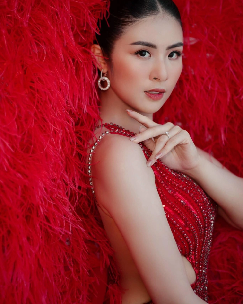 Thần thái cuốn hút của Á Hậu Ngọc Hân
