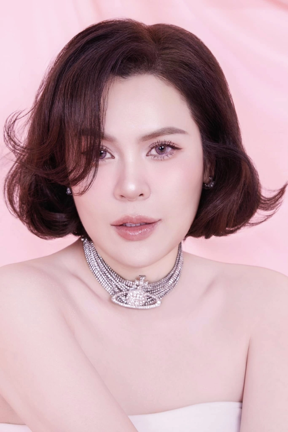 Những phát ngôn gây chú ý của Hoa hậu Phương Lê livestream