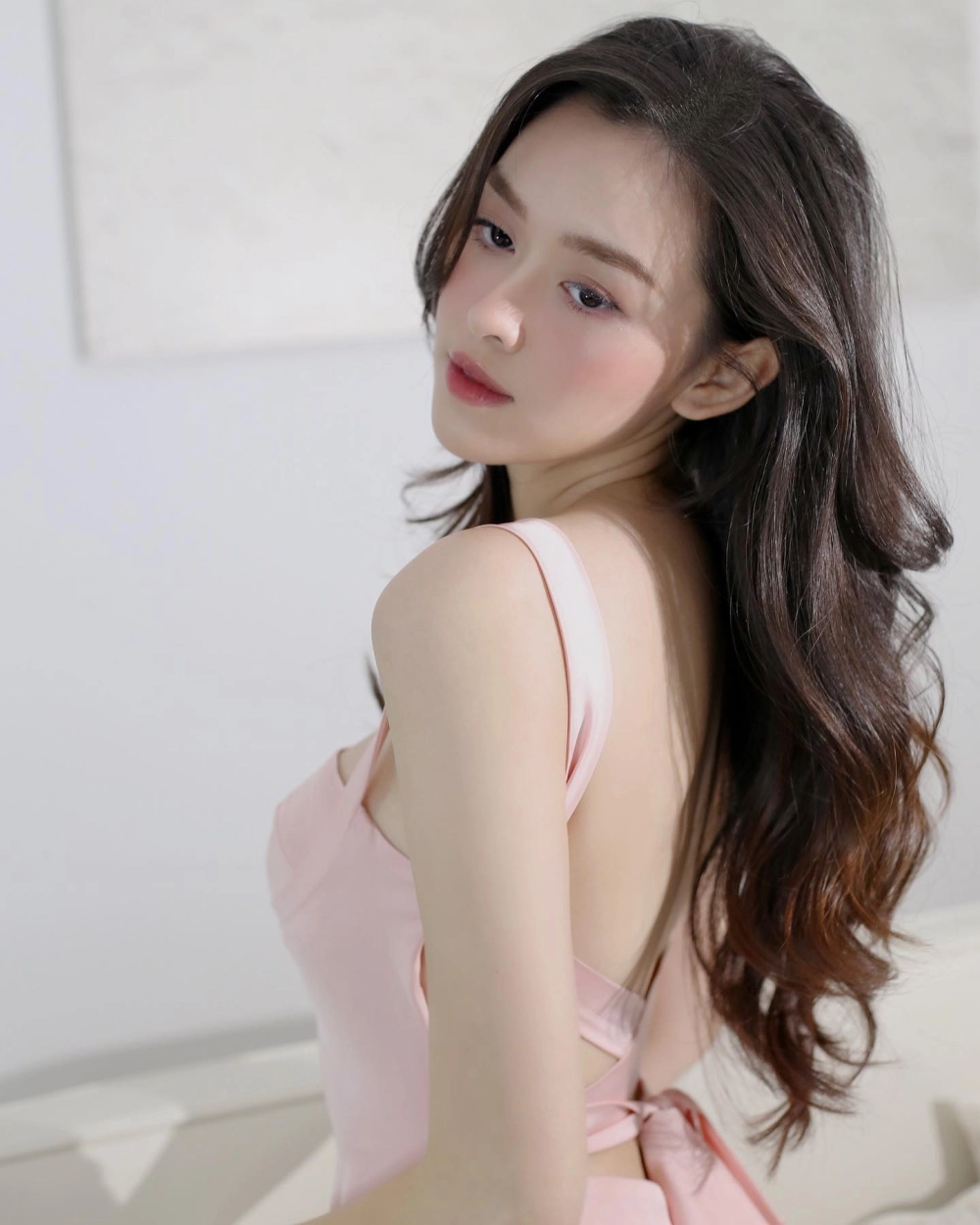 Tường San Thi Hoa Hậu Quốc Tế đại diện Việt Nam chinh chiến trên đấu trường sắc đẹp