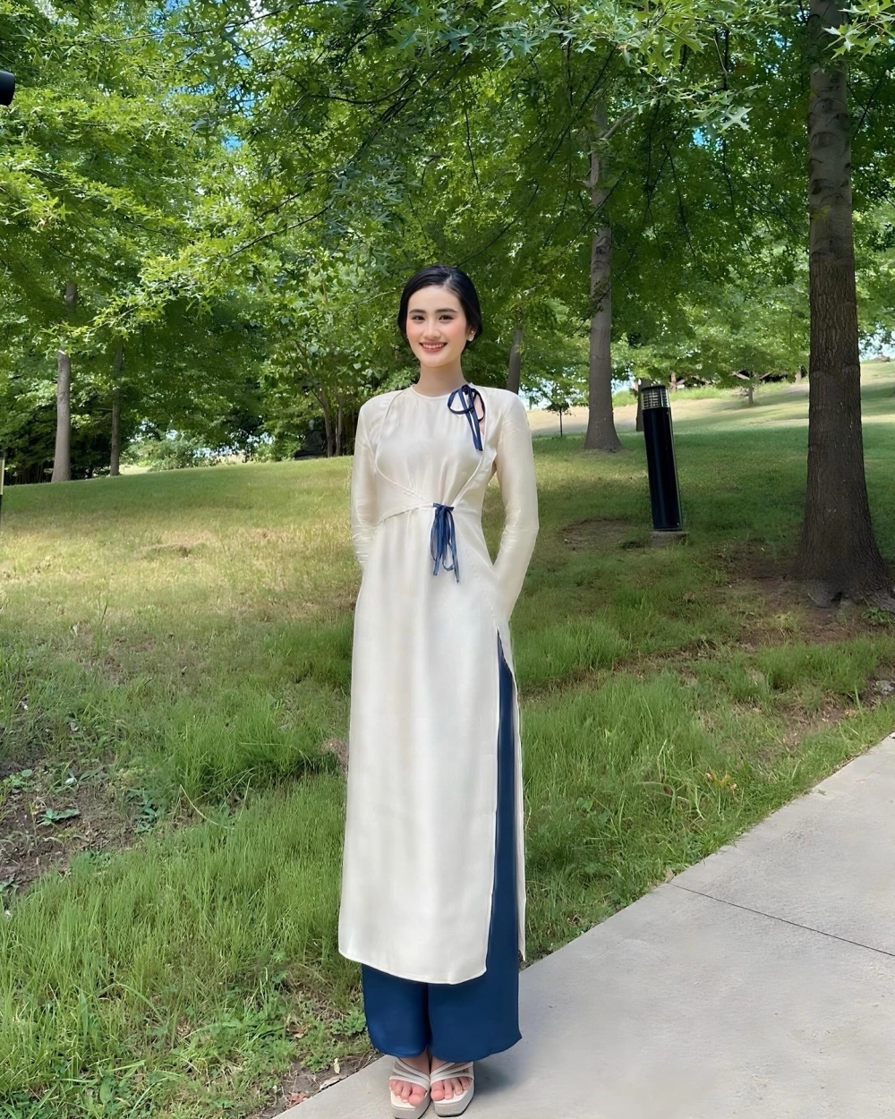 Ý Nhi có tham gia thi Miss World không