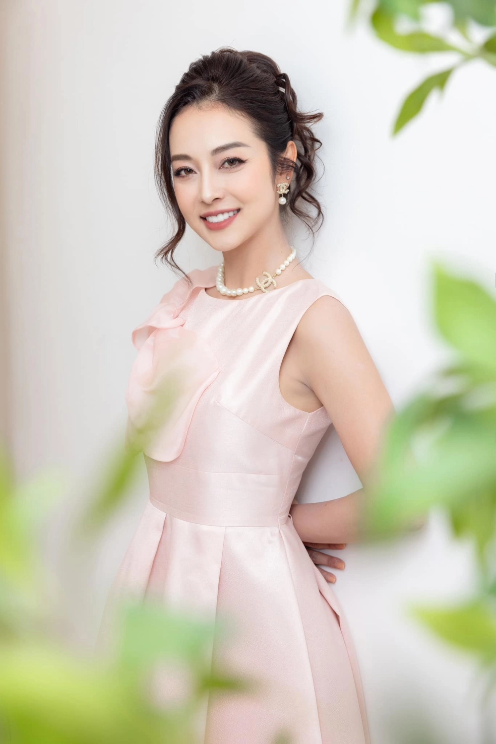 Số đo chính xác về chiều cao của Jennifer Pham Chieu Cao