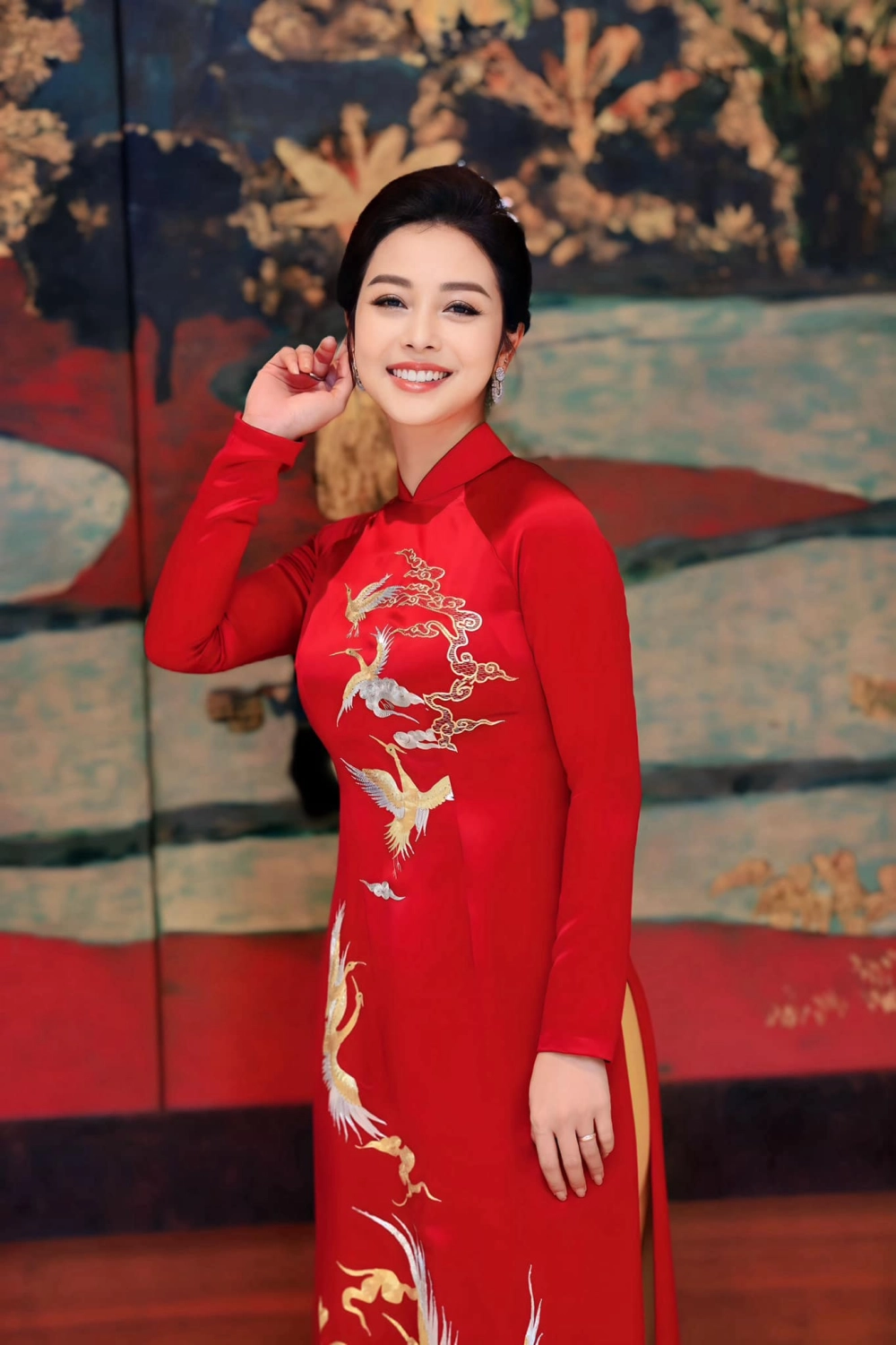 Đám cưới cổ tích của Jennifer Pham Wedding gây sốt truyền thông