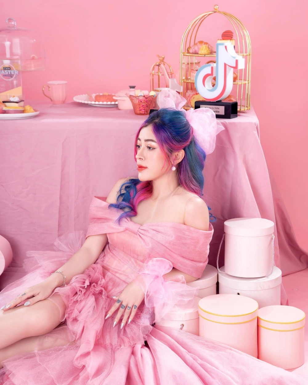Những video triệu view của Linh Barbie TikTok khiến dân mạng thích thú