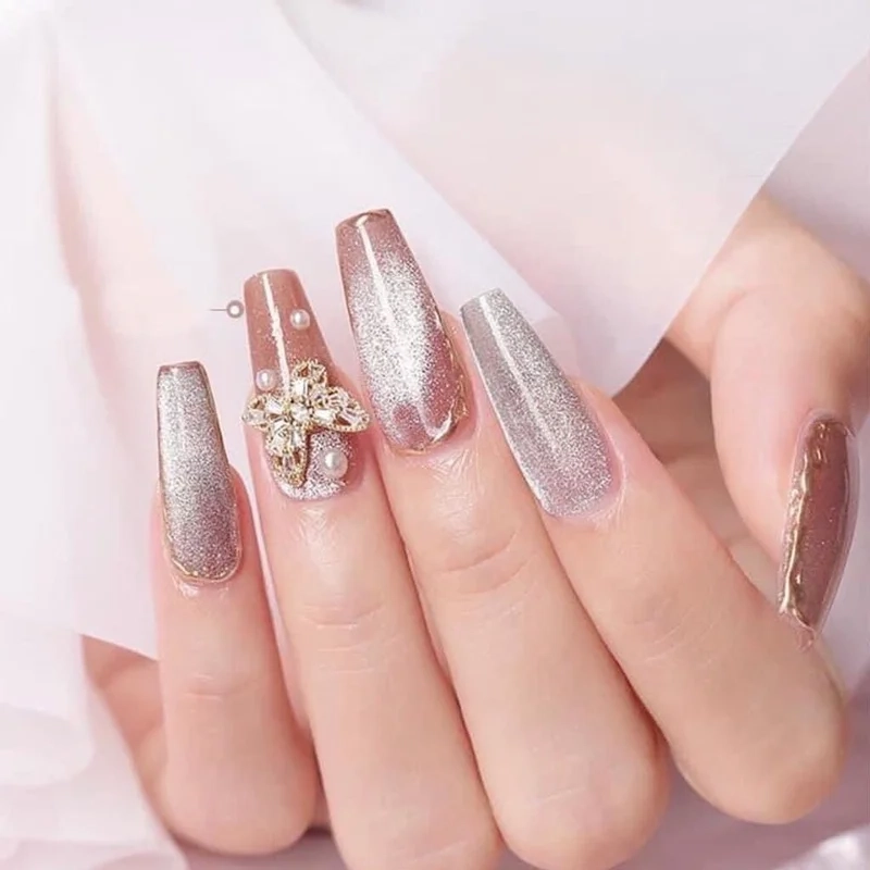 Móng tay mắt mèo kim cương huyền bí nhưng không kém phần sang trọng