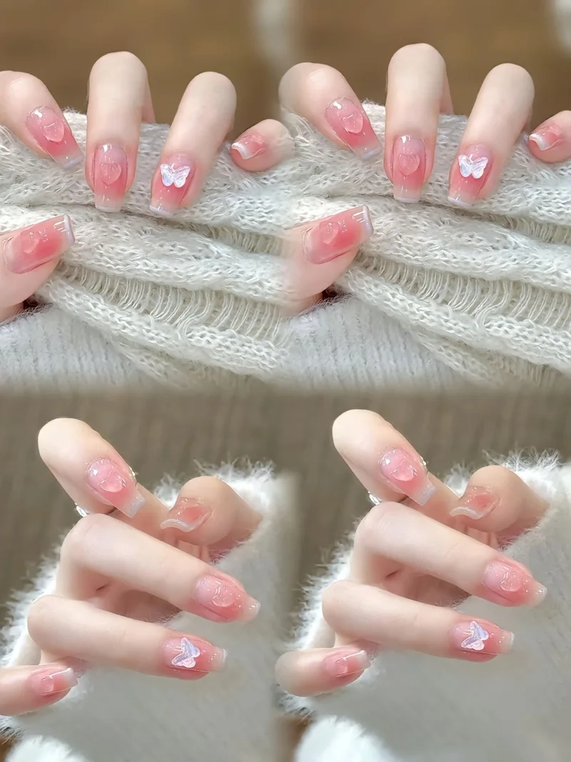 Nail hồng thạch dịu dàng giúp đôi tay thêm phần nữ tính