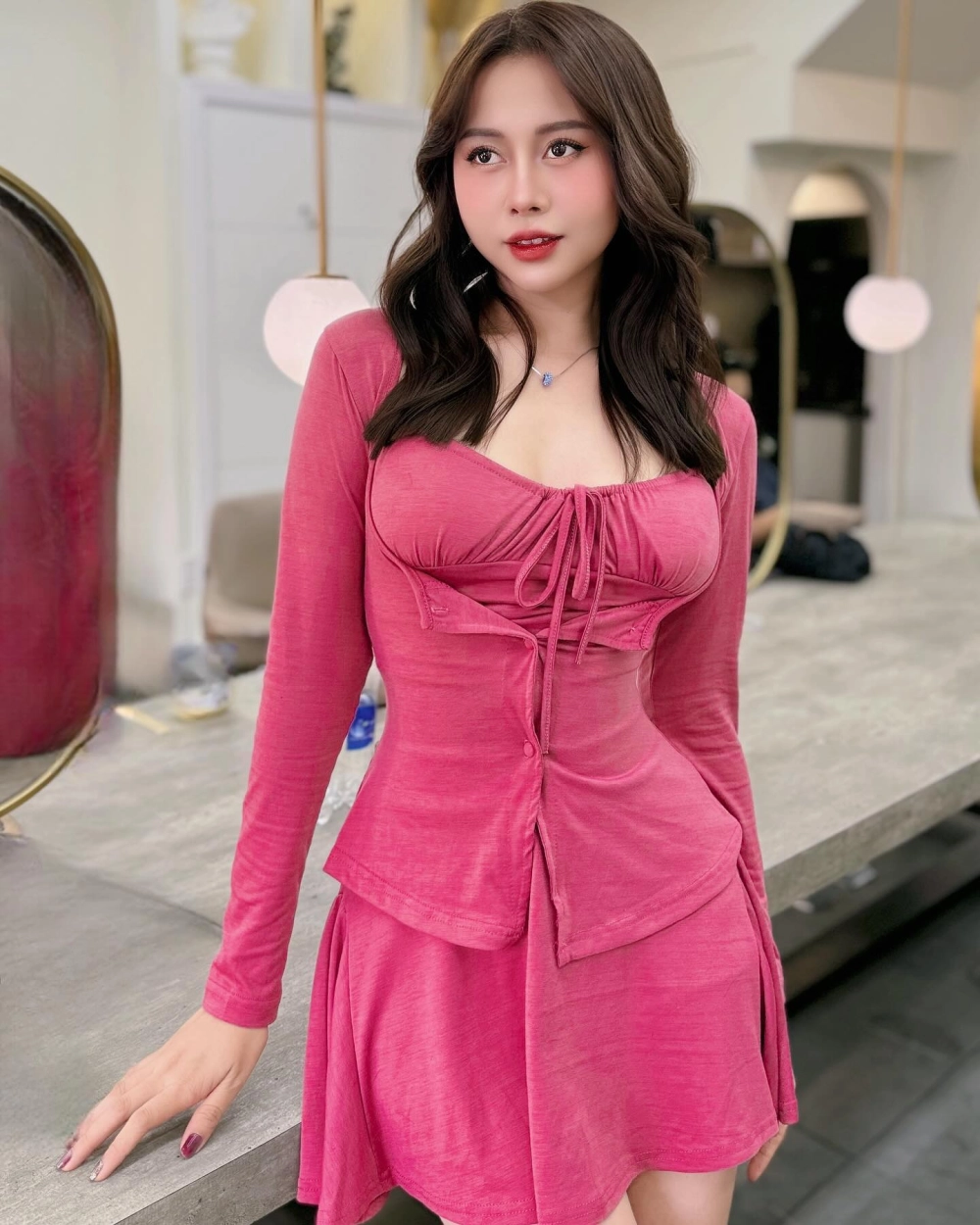 Biểu cảm hài hước của Chị Google Việt Phương Thoa khiến fan thích thú