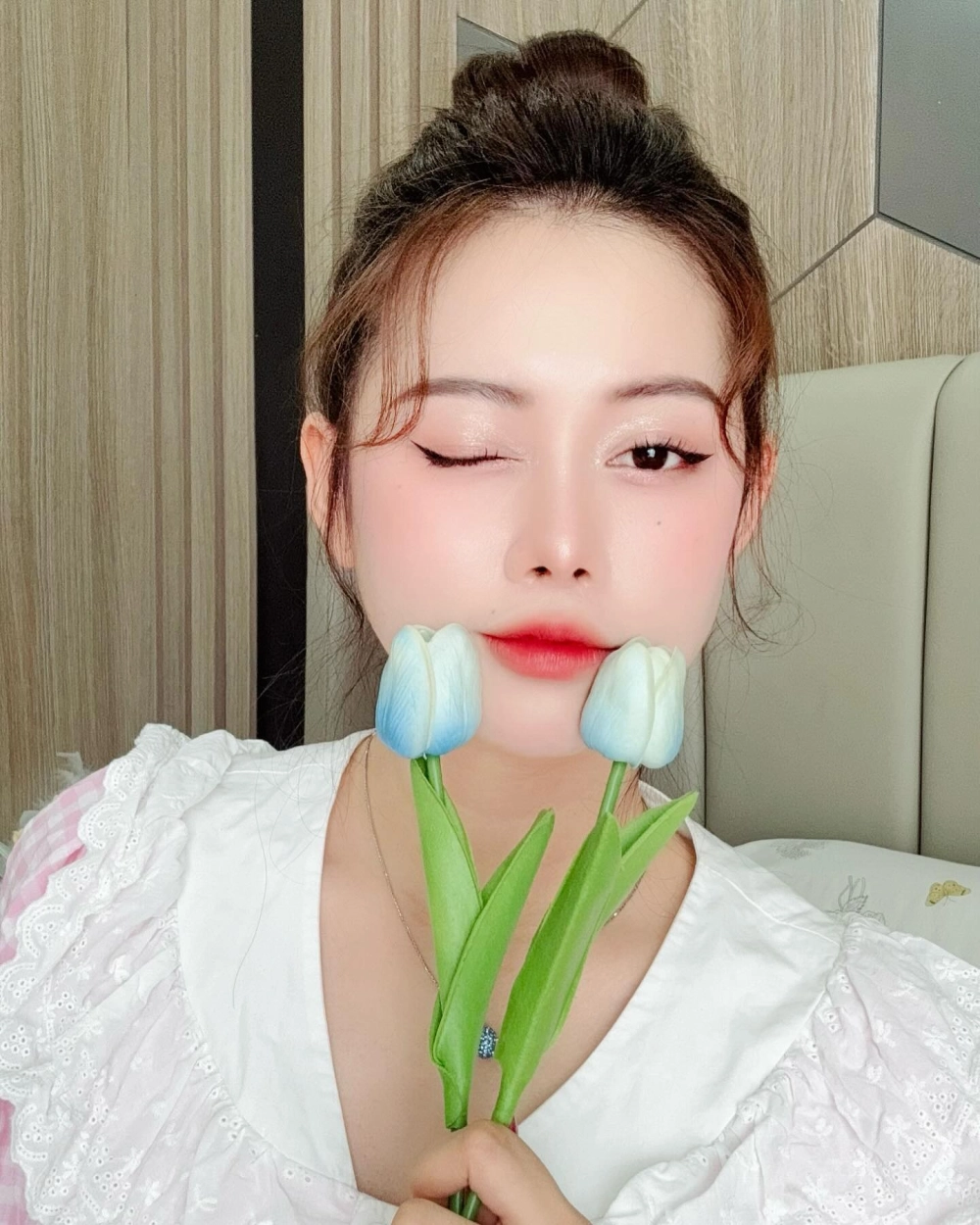 Hình ảnh đời thường của Chị Việt Phương Thoa