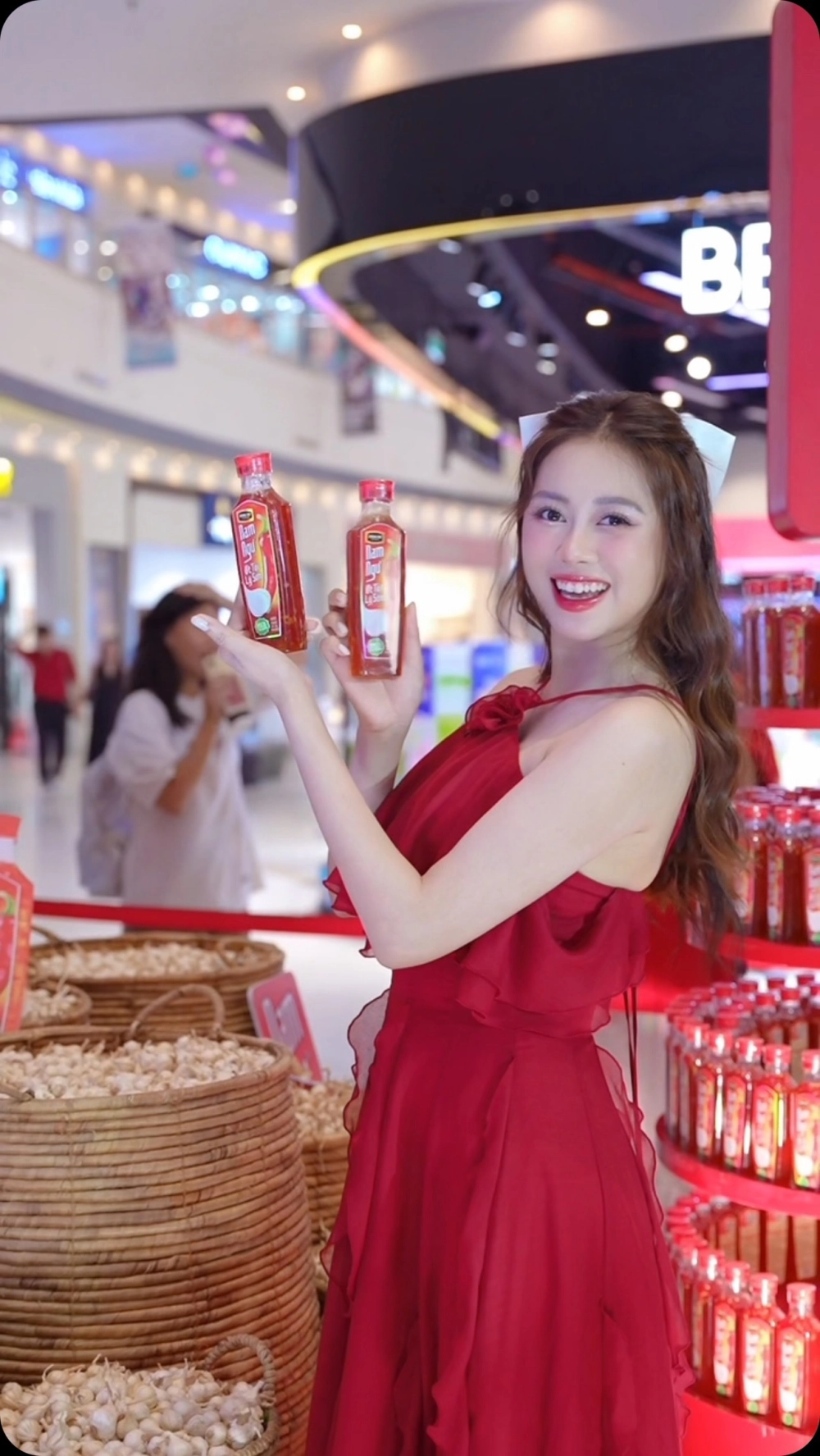 Những thông tin thú vị về Việt Phương Thoa Tiểu Sử