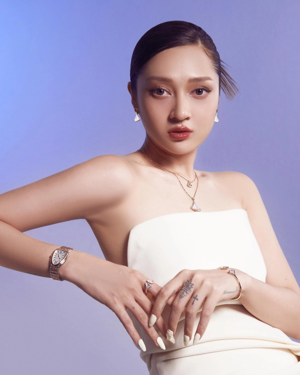 Album bảo anh là những ca khúc đầy cảm xúc và truyền tải thông điệp sâu sắc