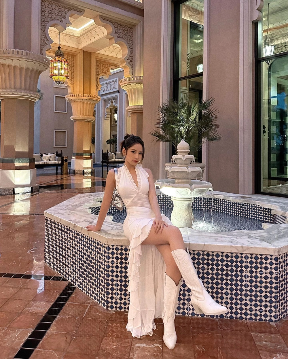 Anh ơi ở lại Chi Pu là ca khúc tình yêu gây ấn tượng mạnh với người hâm mộ
