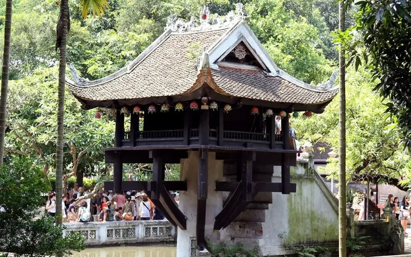Tìm hiểu về công trình kiến trúc chùa một cột độc đáo