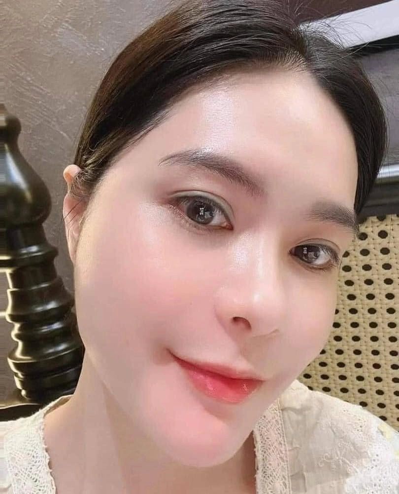 Đoàn Di Băng tiểu sử vượt khó từ nghèo đến giàu