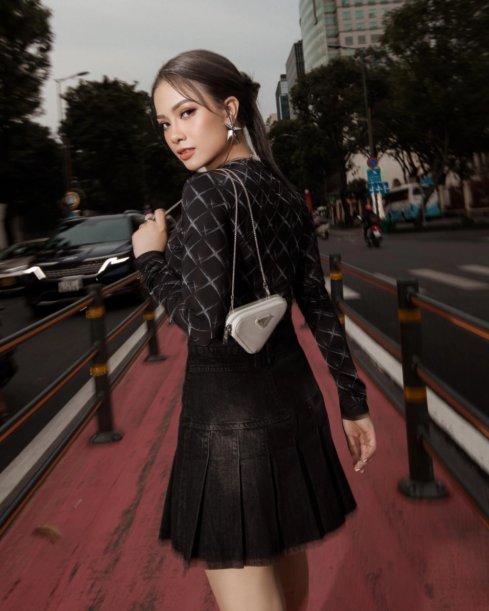 Dương Hoàng Yến Sinh Năm Bao Nhiêu là câu hỏi được nhiều người yêu nhạc quan tâm về tiểu sử cô