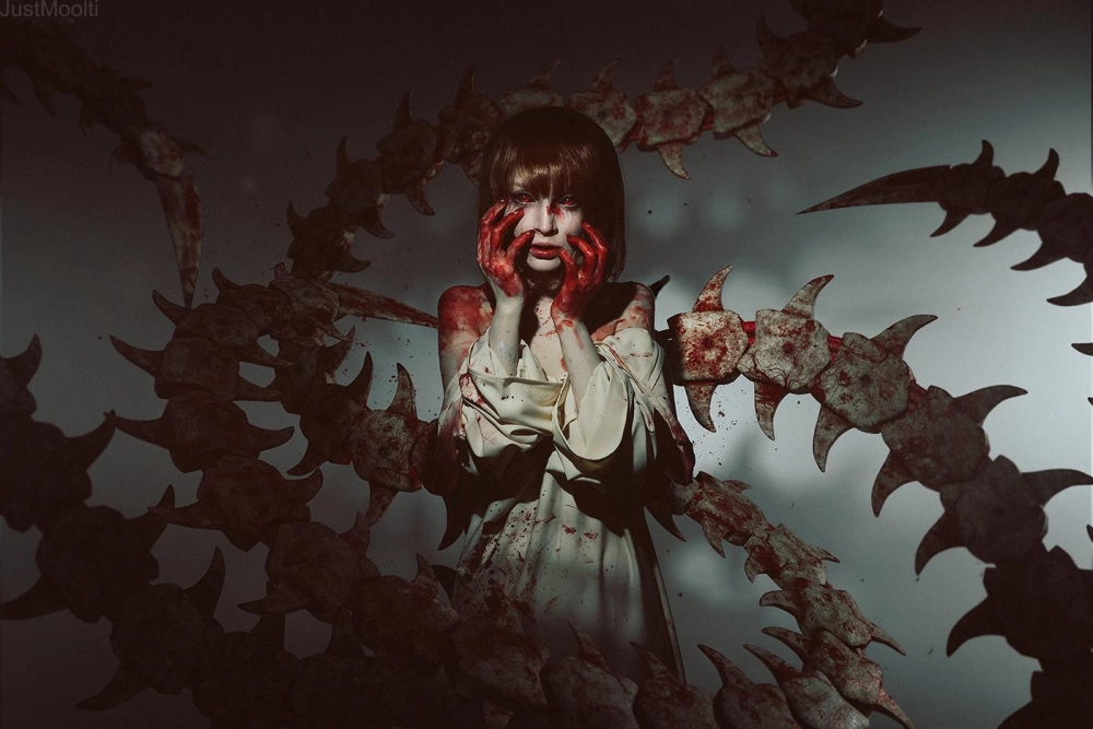 Hinami Fueguchi kagune sở hữu dạng cánh đôi mạnh mẽ