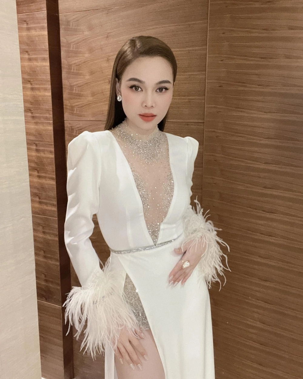 Lắng đọng trong giai điệu Giang Hồng Ngọc Bài thánh ca buồn đầy tâm trạng