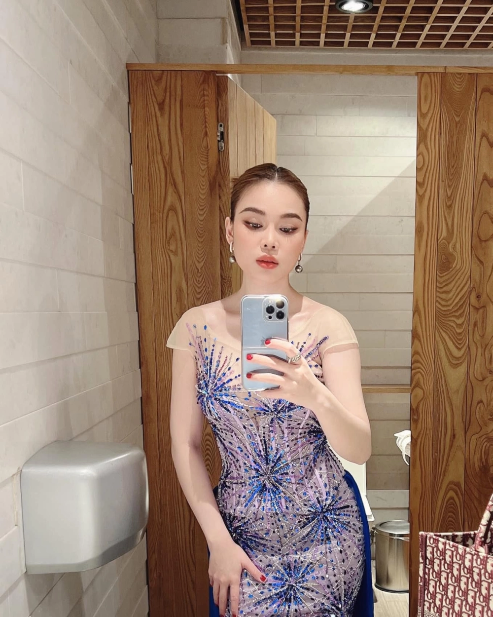Khám phá các album Giang Hồng Ngọc đầy ấn tượng trong sự nghiệp âm nhạc của cô