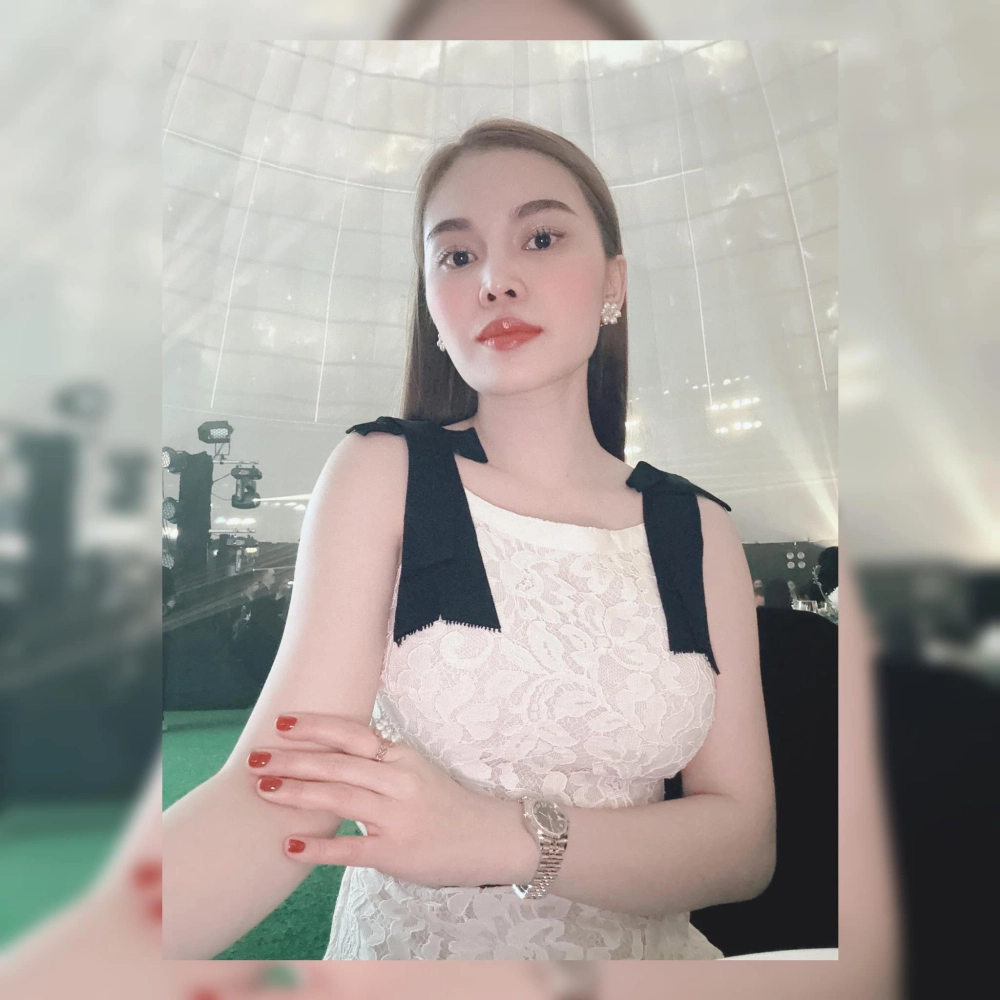 Cùng lắng nghe lời bài hát Giang Hồng Ngọc Nhớ về em trong từng lời ca