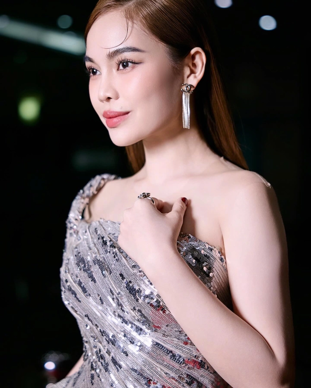 Ý nghĩa của Giang Hồng Ngọc