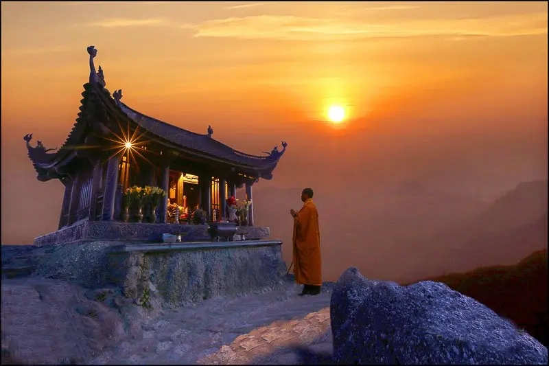 Hành trình về Yên Tử chùa đồng thiêng liêng bậc nhất miền Bắc