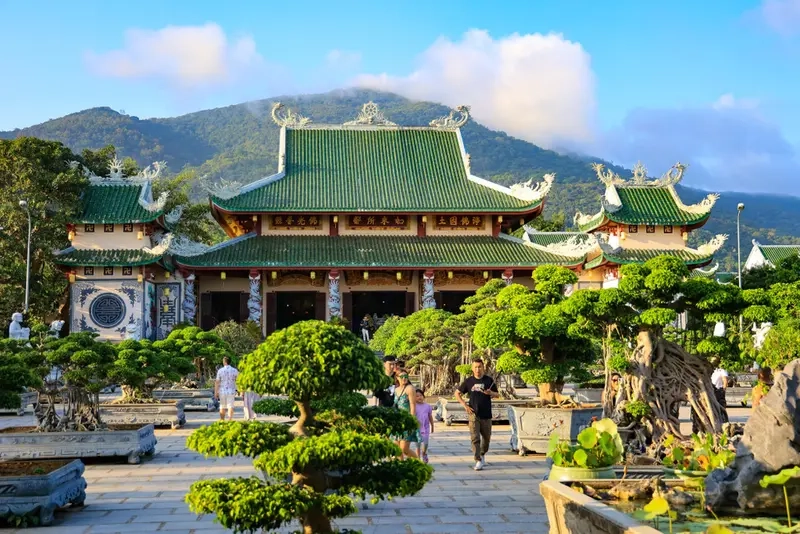 Chùa Linh Ứng Đà Nẵng là nơi lý tưởng để tìm bình an trong tâm hồn