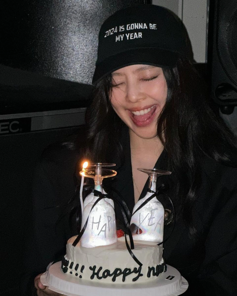 Jennie queen, nữ hoàng sân khấu Blackpink