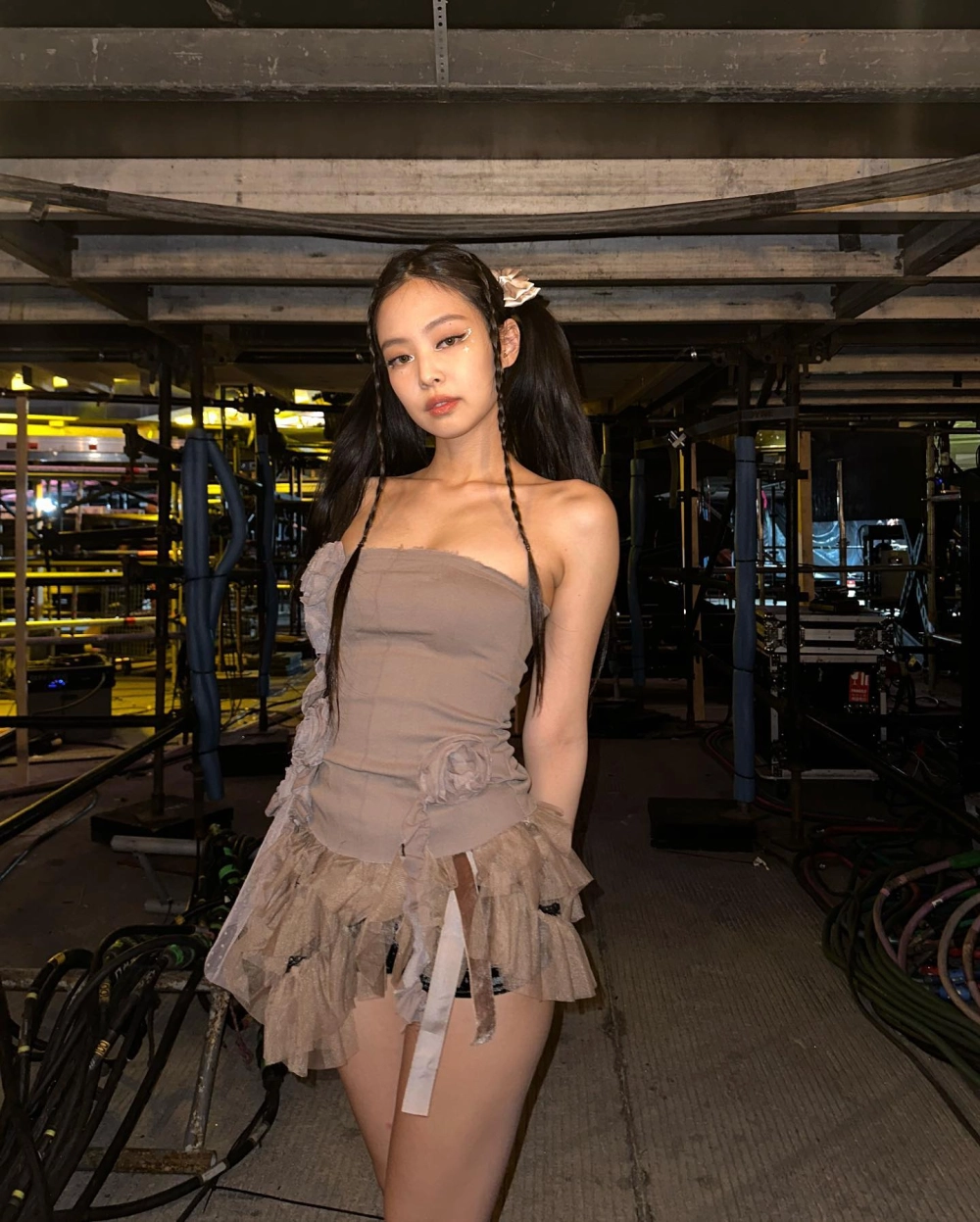 Jennie 2025, năm bùng nổ với dự án mới