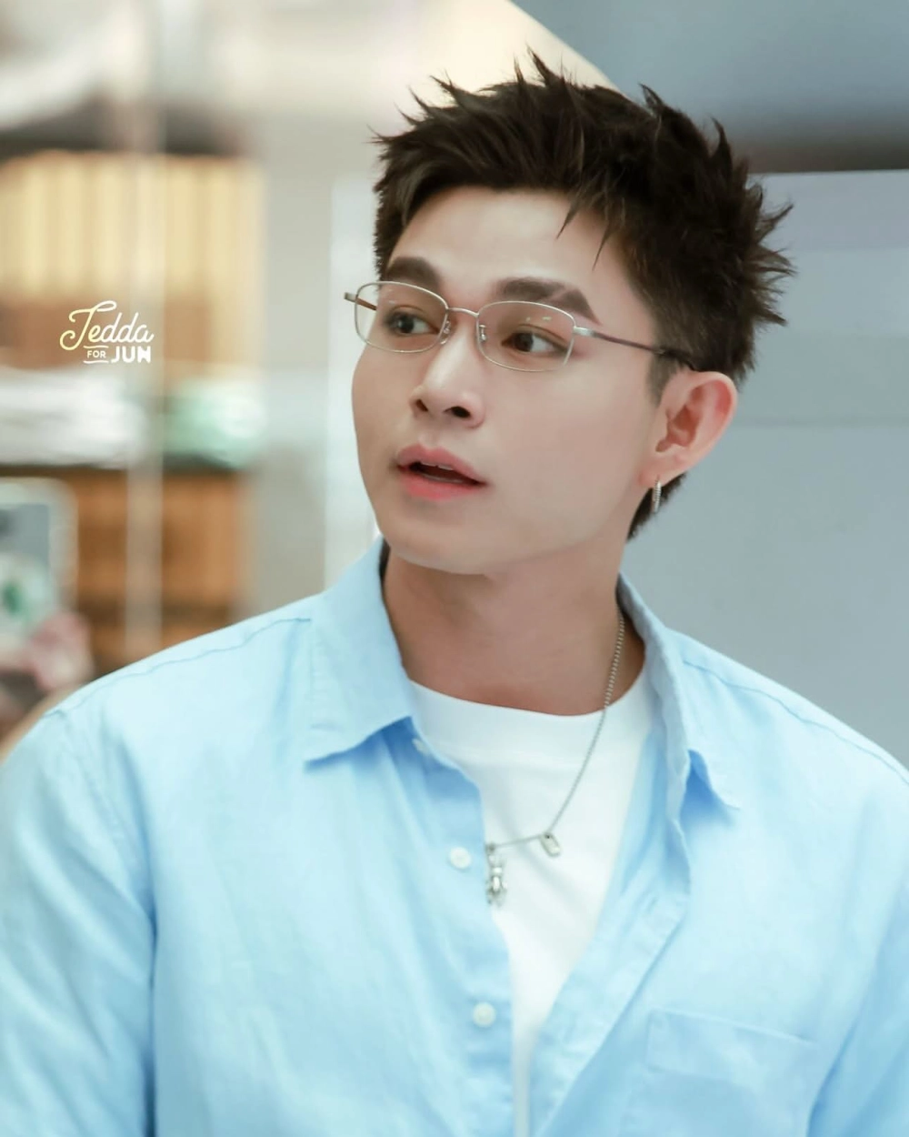 Jun Phạm MV Sơn Thủy Khúc đầy sáng tạo