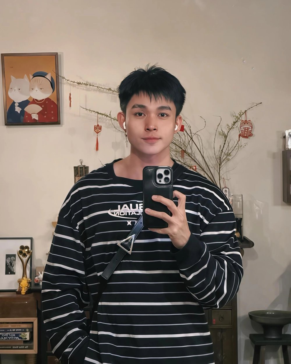 Jun Phạm tân thời hit disco làm sôi động