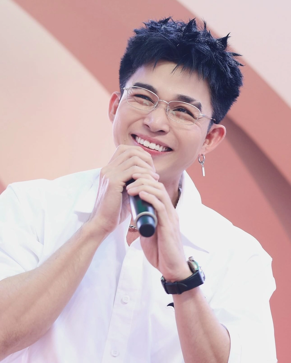 Jun Phạm tên đầy đủ Phạm Duy Thuận