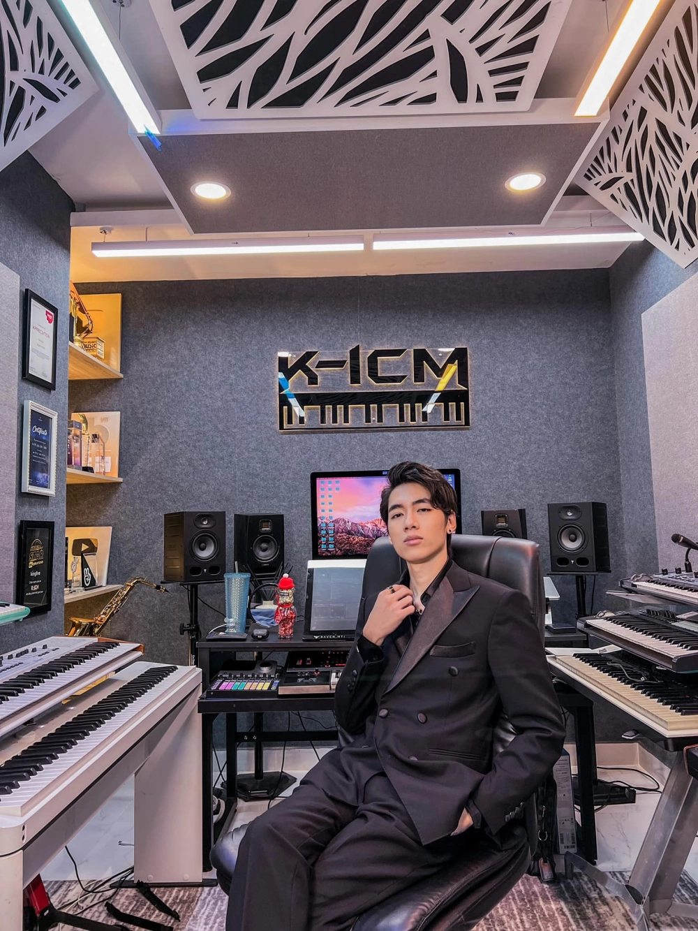 K-ICM Sao Em Vô Tình, bản hit cùng Jack buồn