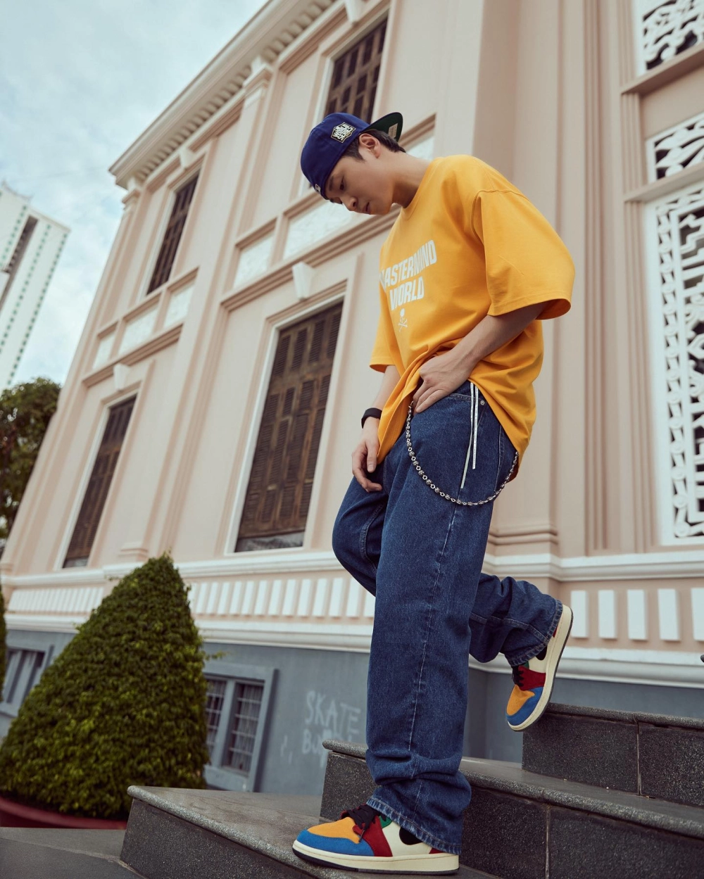 Karik người lạ ơi, bản hit làm nên tên tuổi