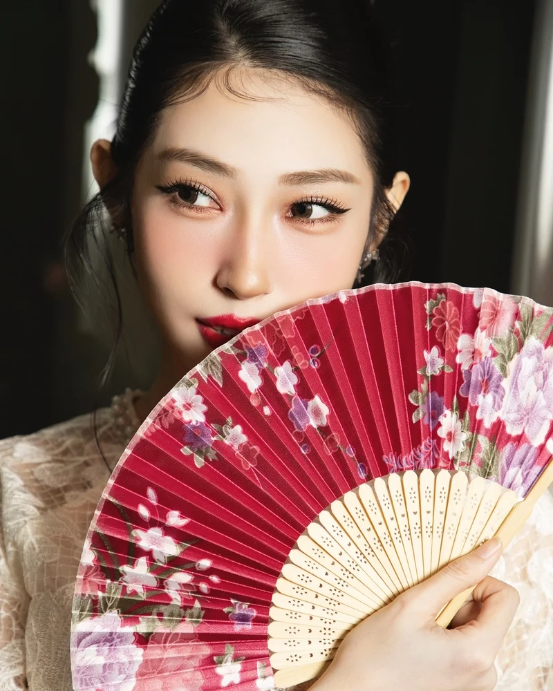 Ngô Kiến Huy Khổng Tú Quỳnh song ca ăn ý qua từng khung hình