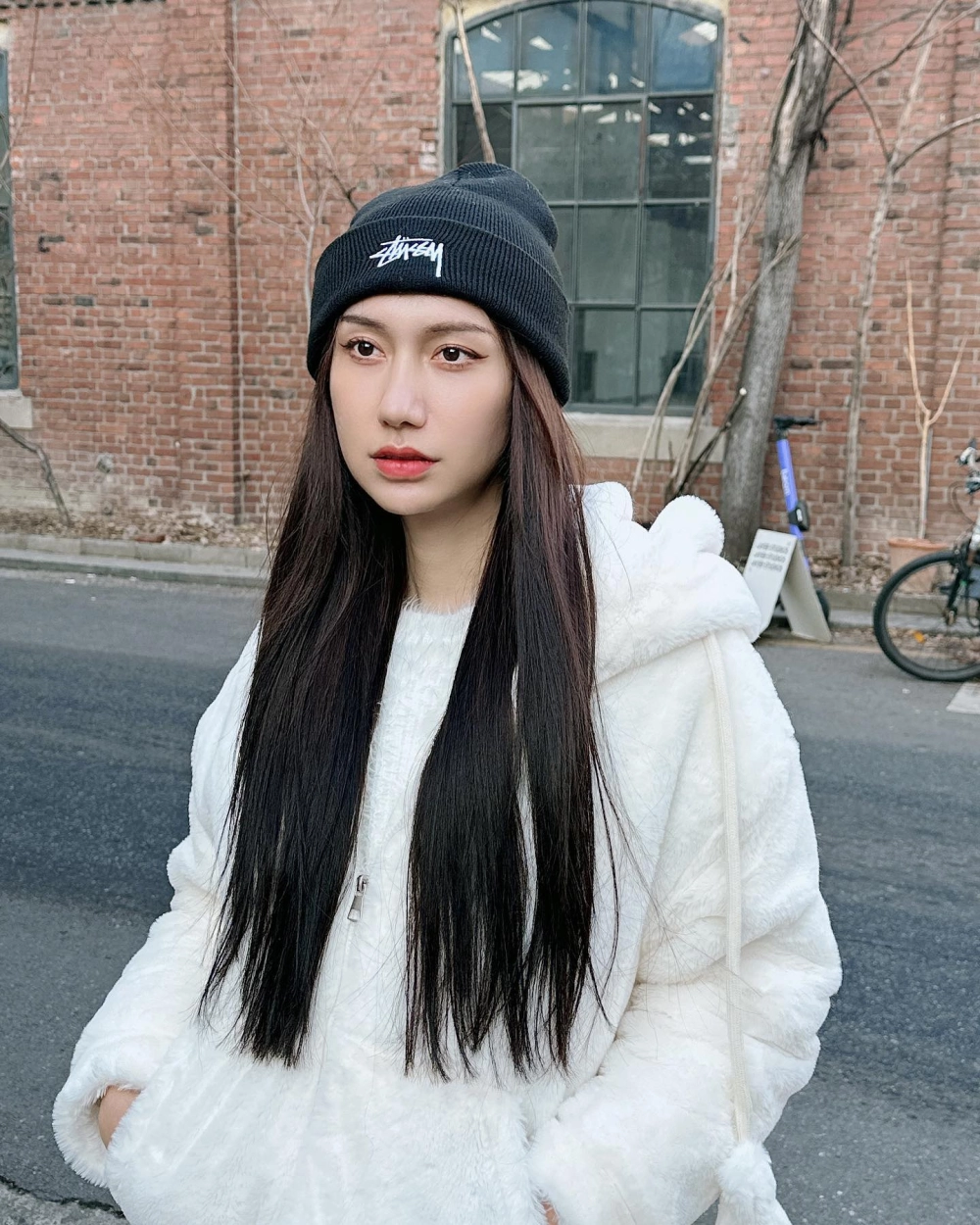 Xem ngay lynk lee buồn thì cứ khóc đi lyrics để cảm nhận từng lời hát trọn vẹn