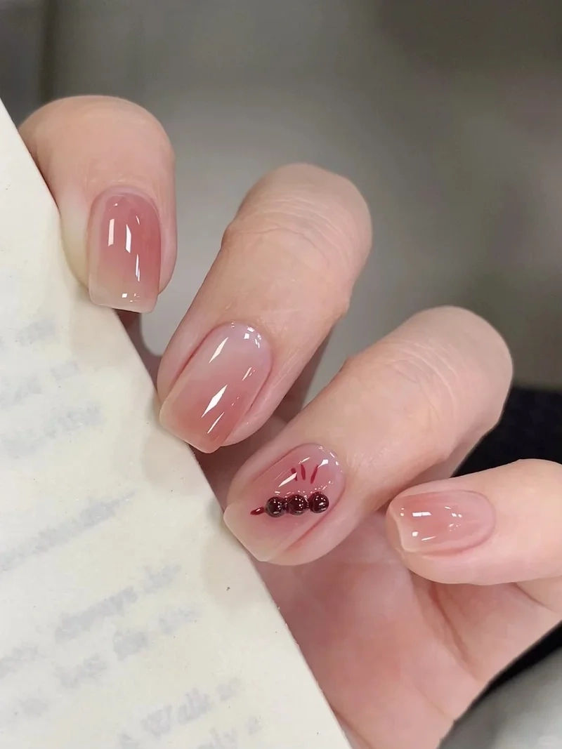 Chơi Tết cực chill với mẫu nail đẹp đón tết