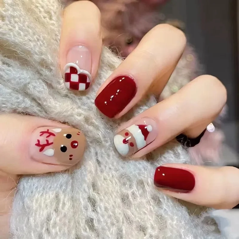 Đẳng cấp quý cô với kiểu nail noel sang trọng
