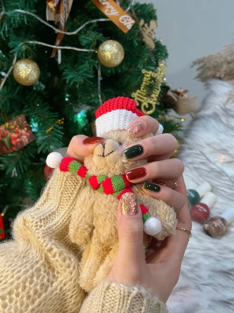 Xu hướng hình vẽ móng noel dẫn đầu Giáng sinh