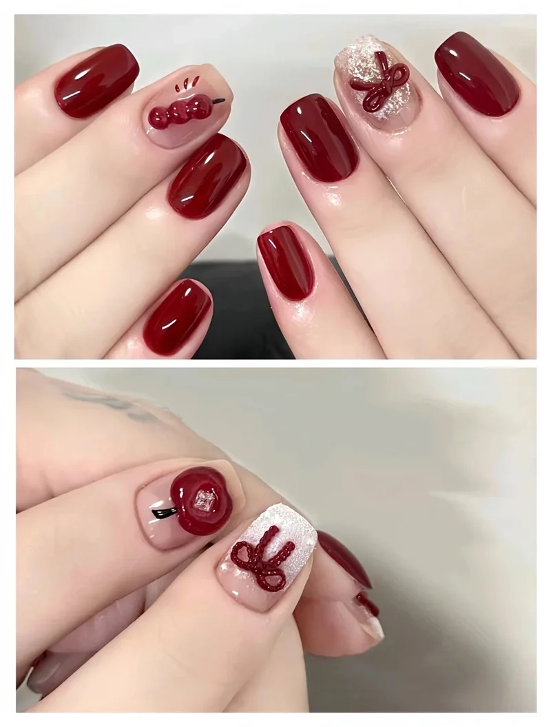 Biến bàn tay thêm nổi bật với kiểu móng tay noel mới lạ