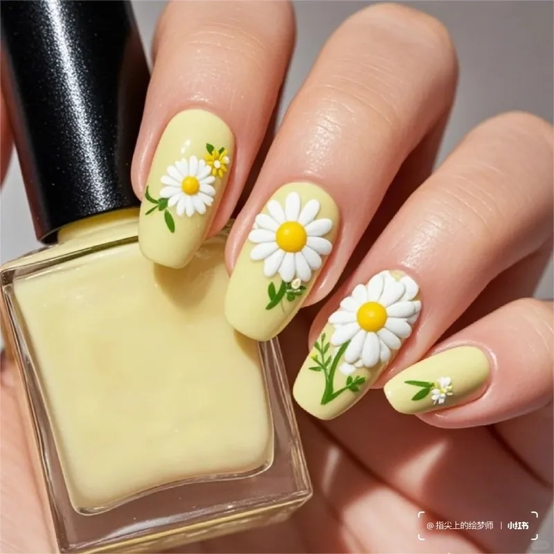 Mẫu hoa cúc nail đẹp lạ mắt, nàng thử chưa